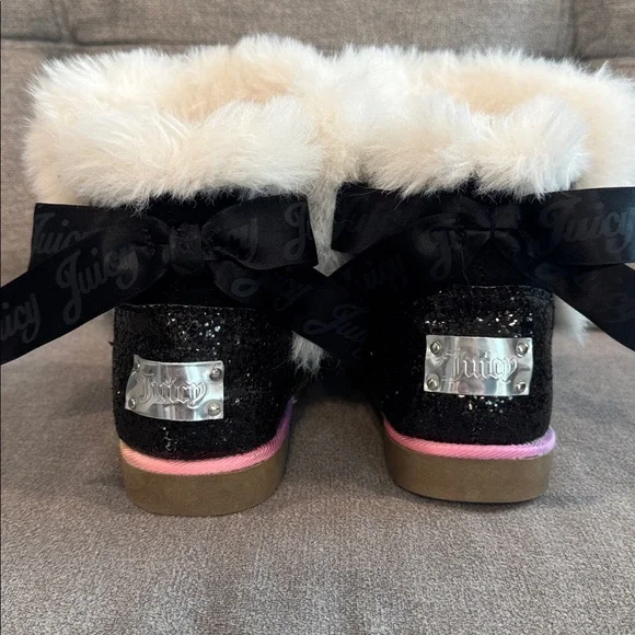 Juicy Couture Toddler Boots - Picture 3 of 7